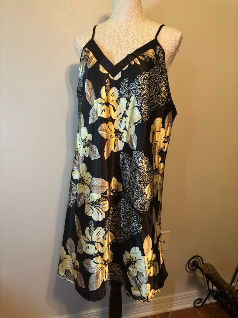 Black Satin Floral Kimono Robe & slip nightwear with Gold Floral Accents